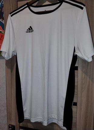 Футболка adidas