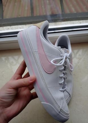 Кожаные кроссовки nike