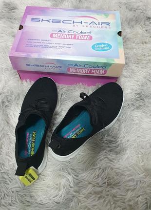 Кроссовки skechers слипоны оригинал черные 39( 26см) новые, не подойти размер. цена уже со скидкой3 фото