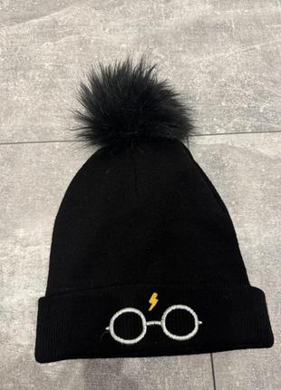 Шапка у стилі гарі поттера
