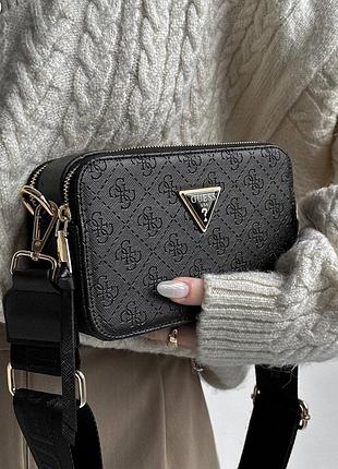 Сумочка guess в черном цвете