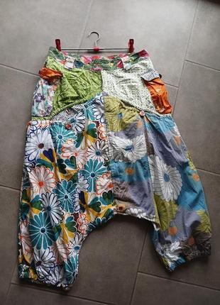 Роскошные яркие брюки