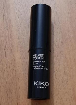 Румяна стик kiko milano unexpected paradise 02 dream coral