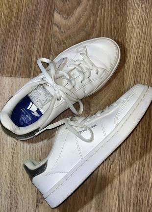 Женские кроссовки reebok