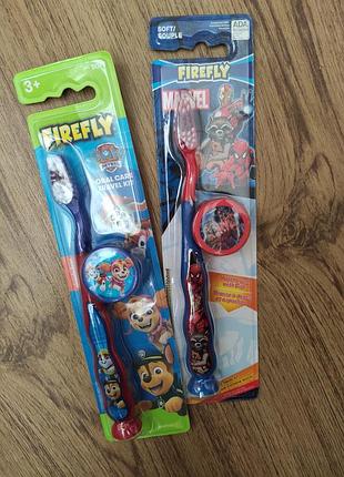 Дитяча зубна щітка набір  з ковпачком щенячий патруль гонщик кримез, герої марвел людина павук , зал