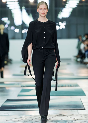 Шерстяные брюки от дизайнера dorothee vogel