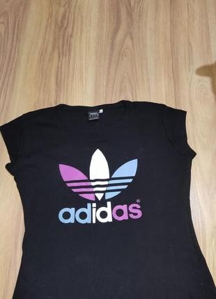 Футболка adidas