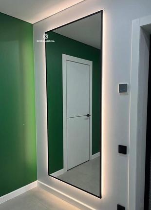 Зеркало настенное с подсветкой