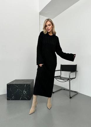 Красива тепла сукня
