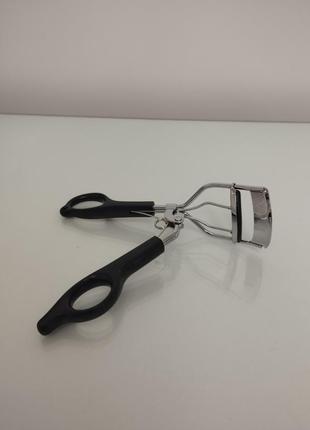 Керлер / щипцы для завивки ресниц (в комплекте две резинки)