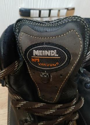 Трекинговые зимние ботинки фирмы meindel