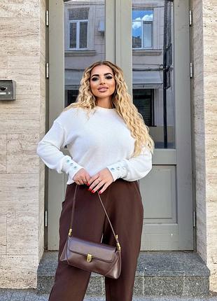 Жіночий светр