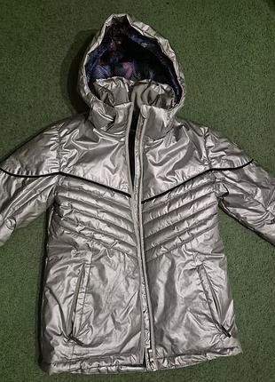 Куртка зимова термо на 10 років.