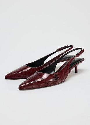 Открытые бордовые кожаные туфли zara new