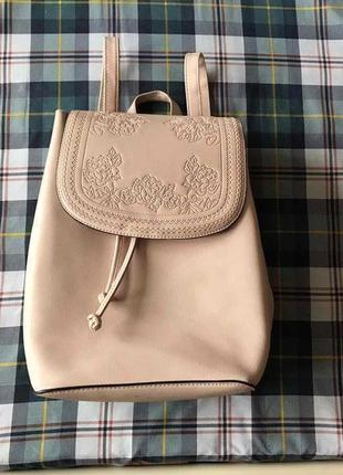 Женский рюкзак primark.