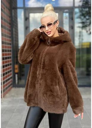 Шубка с капюшоном