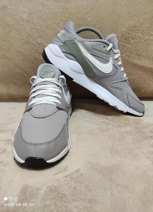 Кроссовки nike
