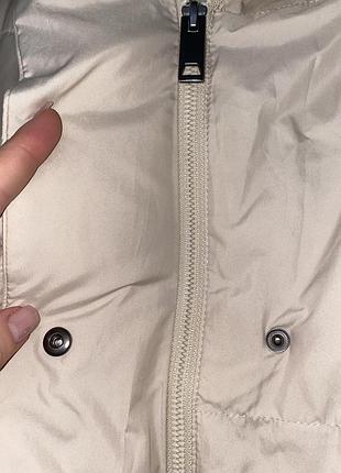 Молочний пуховик пальто еко пух молочна довга куртка пуффер massimo dutti молочный пуховик стёганое пальто5 фото
