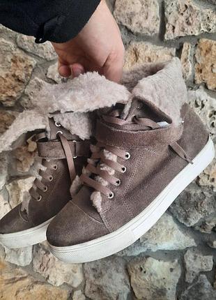 Ботинки зимние,кеды, сапоги.