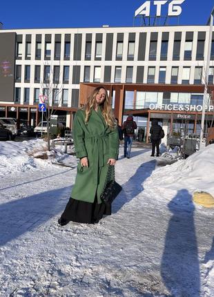 Пальто zara. шерстяне пальто zara