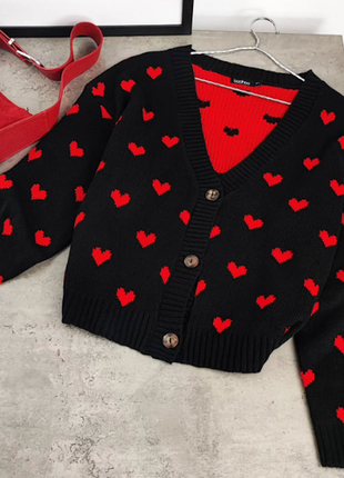 Милий кардиган в сердечка boohoo