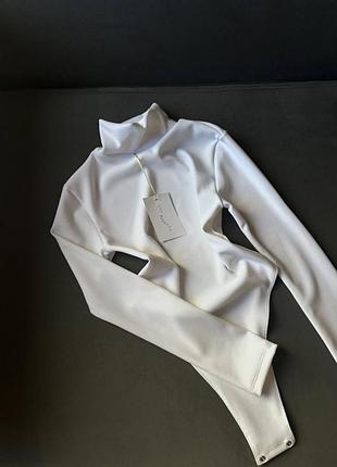 Жіночі боді з високими боками