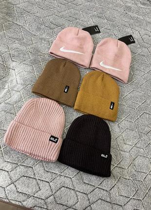Женская шапка jack wolfskin, nike