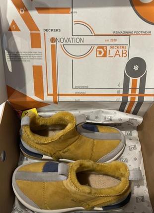 Deckers нові
