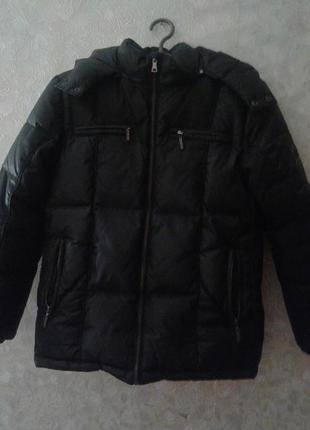 Куртка пуховик чорна на хлопчика