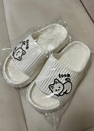 Тапочки резинові