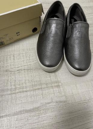 Босоніжки skechers  michael kors