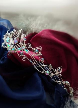 Лабіринт діадема прикраса на голову фентезі ельф казкова срібний веселковий різнобарвний театр сцена виступ косплей оригінальна в стилі