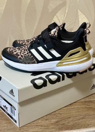 Кросівки бігові для спорта адідас леопардові adidas rapids sport