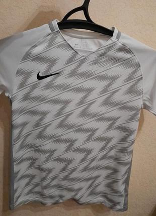 Футболка nike m