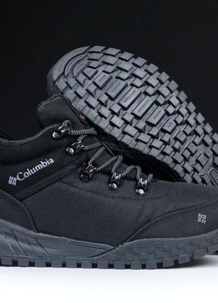 Кроссовки waterproof