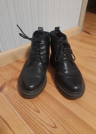 Ботинки женские кожаные