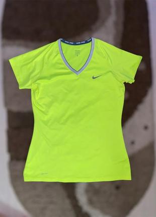 Жіноча спортивна футболка nike pro рефлектив xls розмір