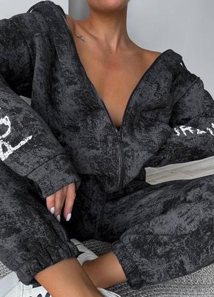 Костюм 
мод: 730