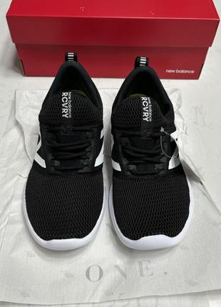 Новые кроссовки new balance rcvry v2