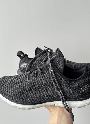Кроссовки skechers