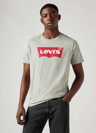 Нова футболка levi's оригінал з офіційного сайту2 фото