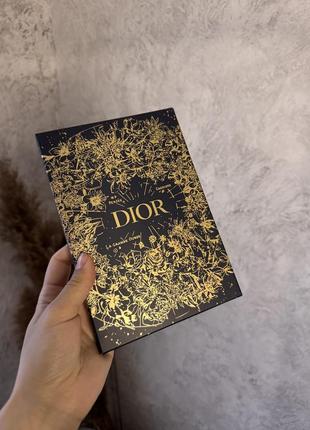 Красивый блокнот dior в коробке