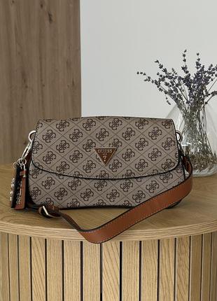 Рижа сумка багет в стиле guess cordelia беж кожу