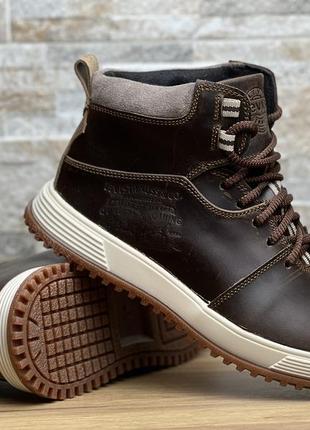 Шкіряні зимові черевики, кросівки на хутрі levis portland