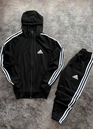 Спортивный костюм adidas