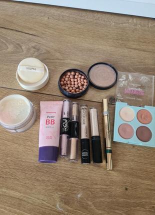 Лот косметики бб крем пудра палетка теней, консилер жидкие тени