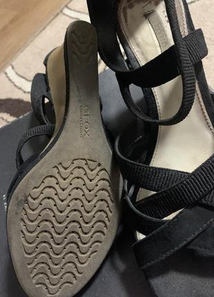 Продам босоніжки geox 2