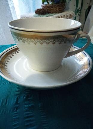 Чашка с блюдцем фарфор с позолоченной каёмочкой винтаж