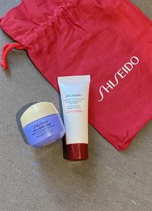 Shiseido vital набір