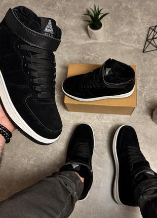 🖍чоловічі, зимові кросівки.